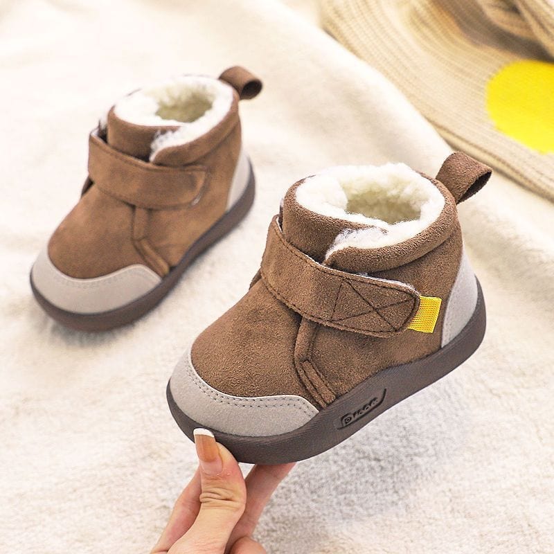 CozzyZoo™ Infant Winter Boots – Plush and Soft Sole Baby Snow Shoes
